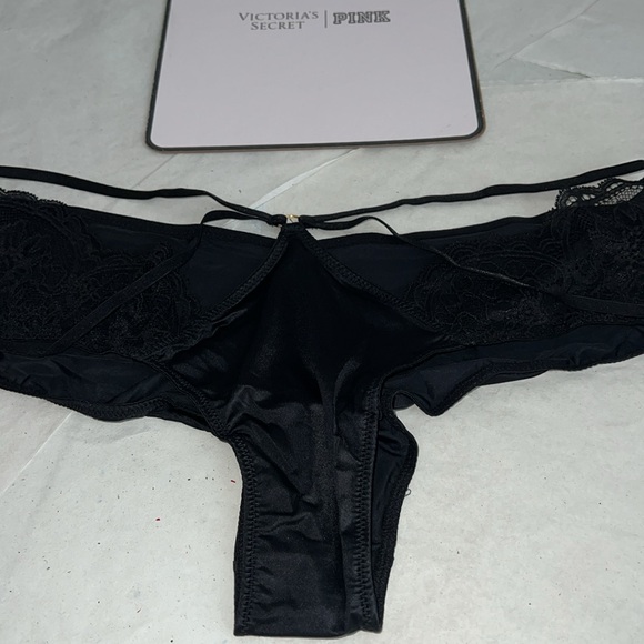 (L) Victoria’s Secret Lace Strappy Cheeky Panty - Picture 4 of 9